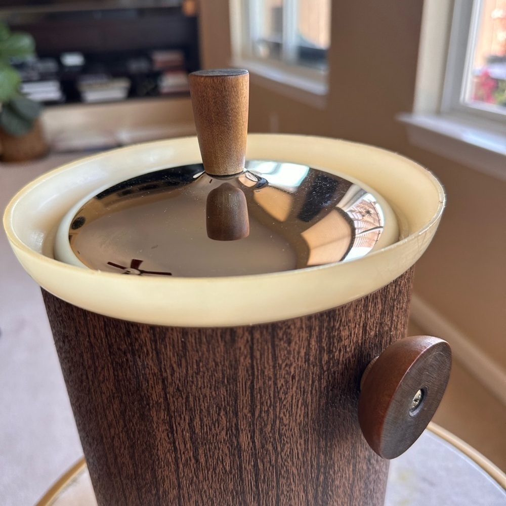 Kromex vintage ice bucket. 1950’’s.